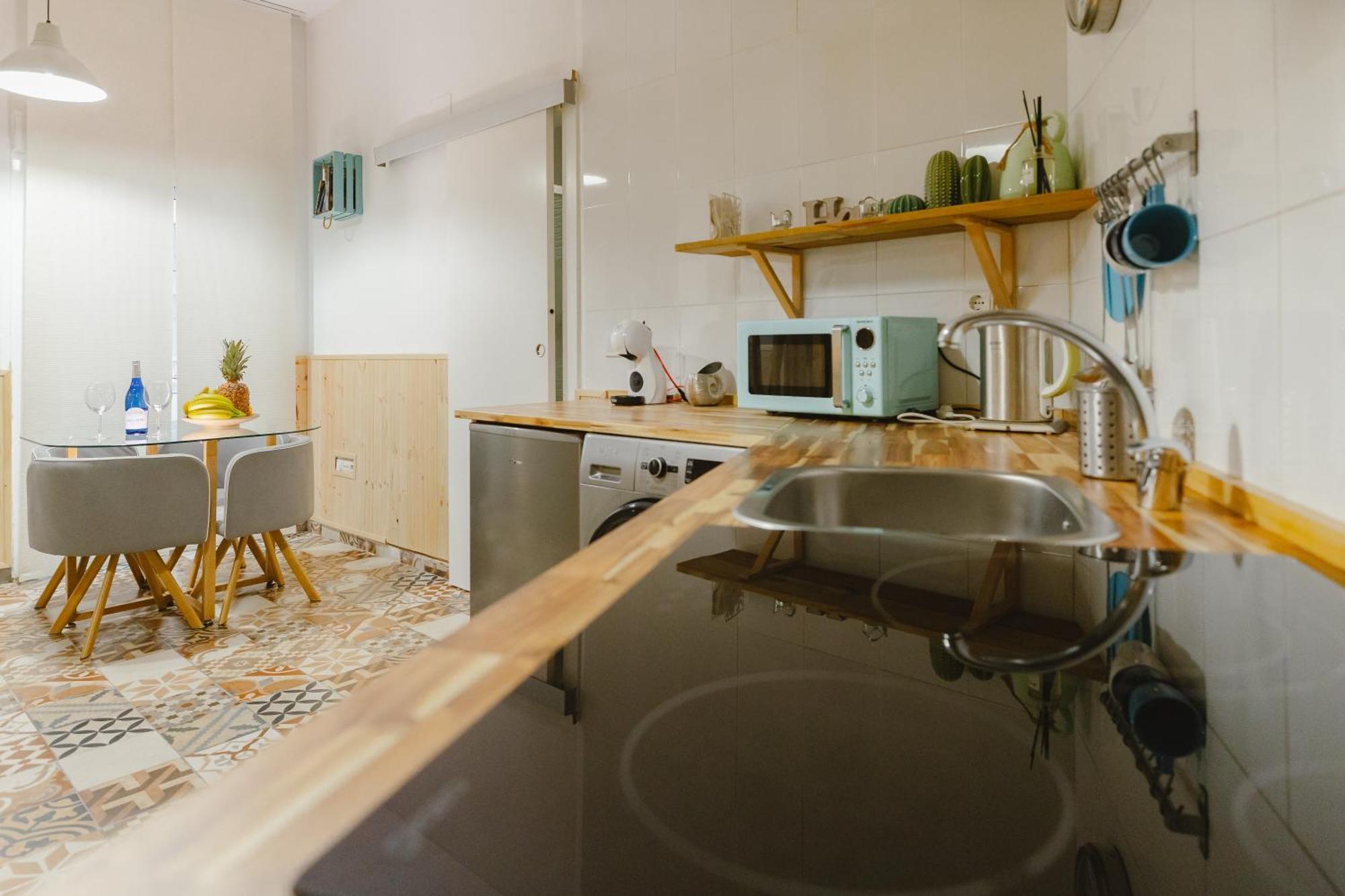Letsmalaga - Lovely Studio In Malaga Centre Екстер'єр фото