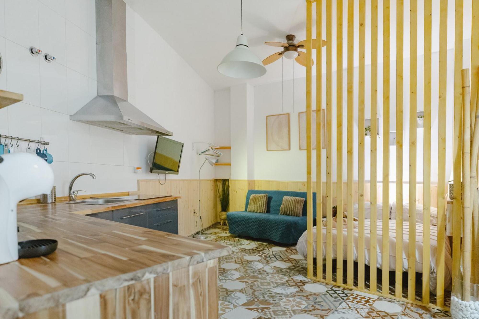 Letsmalaga - Lovely Studio In Malaga Centre Екстер'єр фото