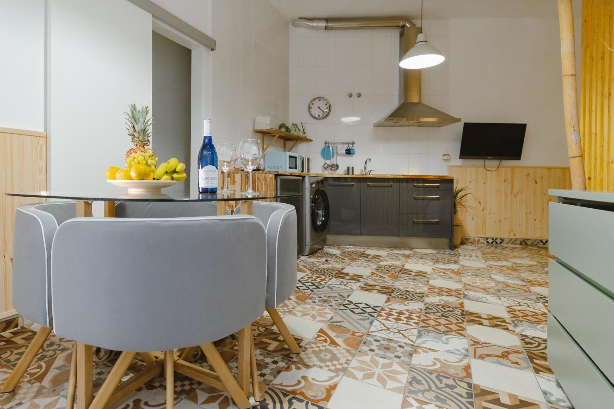 Letsmalaga - Lovely Studio In Malaga Centre Екстер'єр фото
